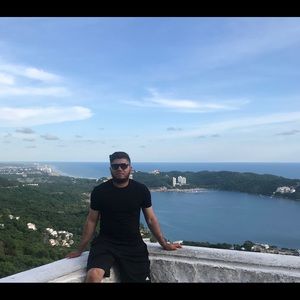 Meet your Posher, Milton